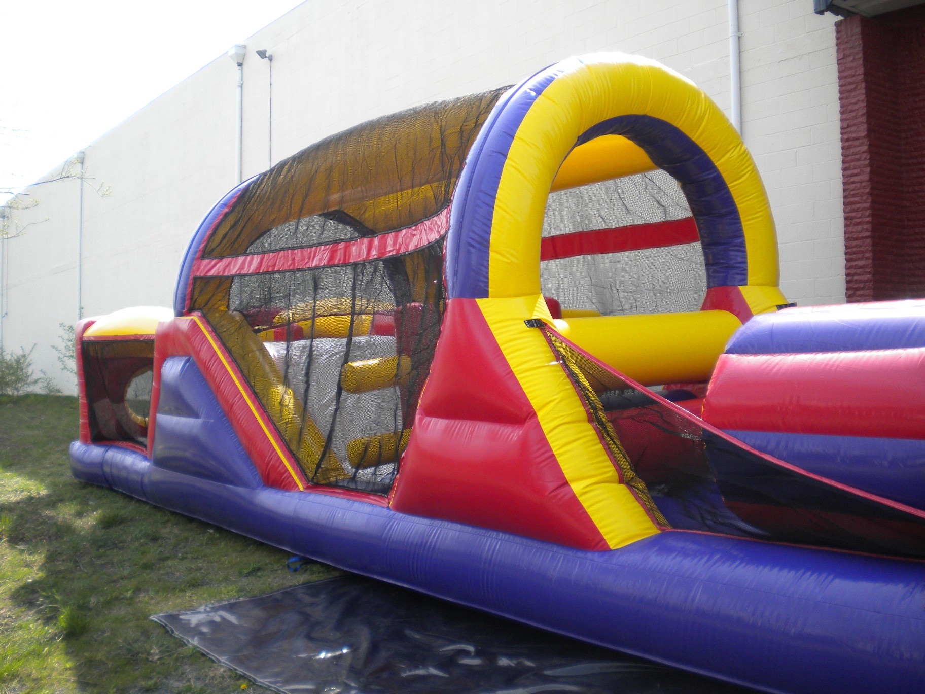 Right view of 40' Backyard Obstacle Challenge Inflatable Moonbounce